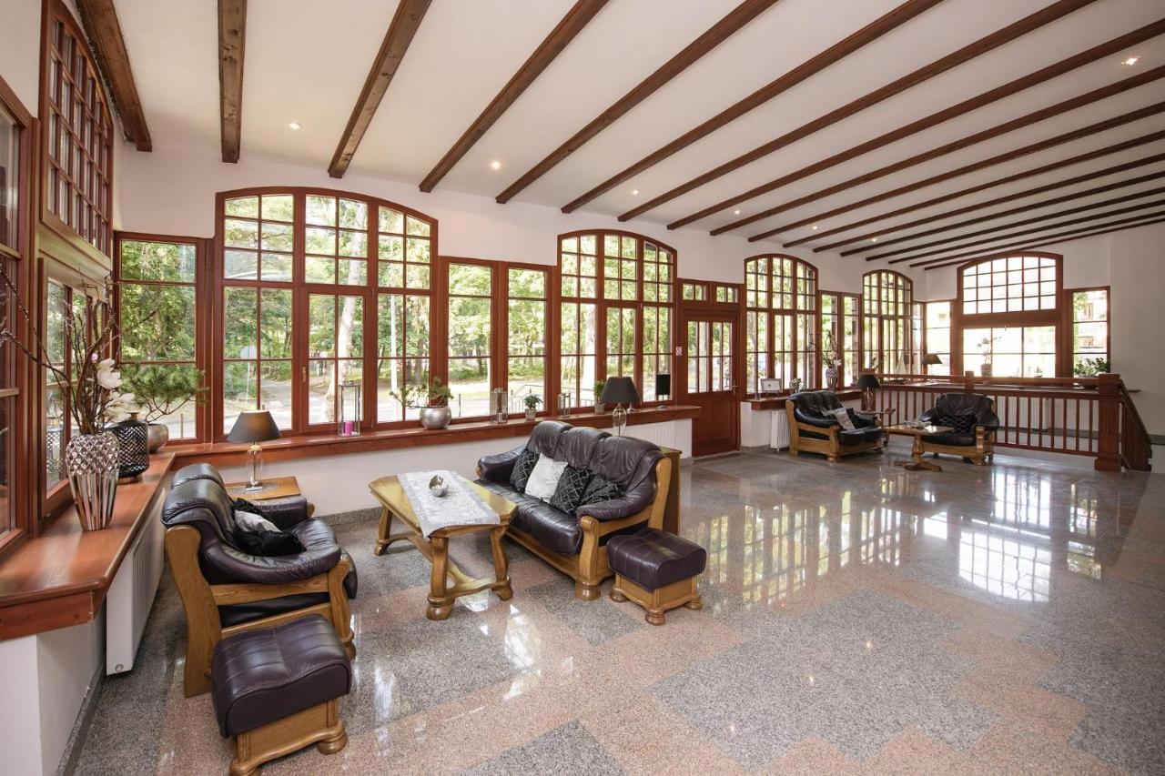 Апарт готель Kaiserhof Криниця-Морська Екстер'єр фото